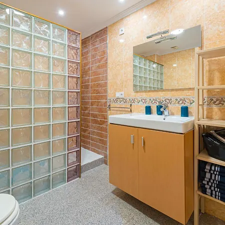4 Bed 2 Bath Pinos With Pool